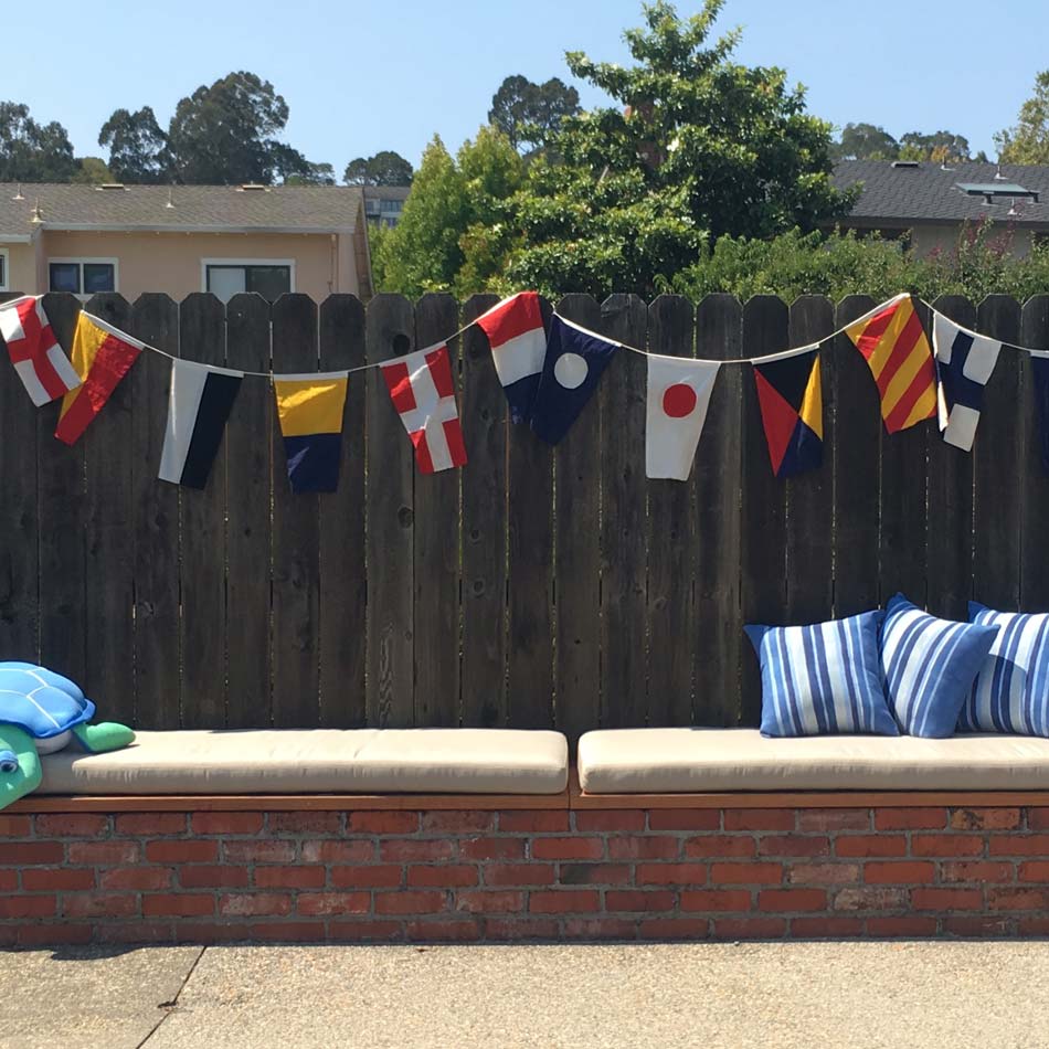 Outdoor bench seat cushions