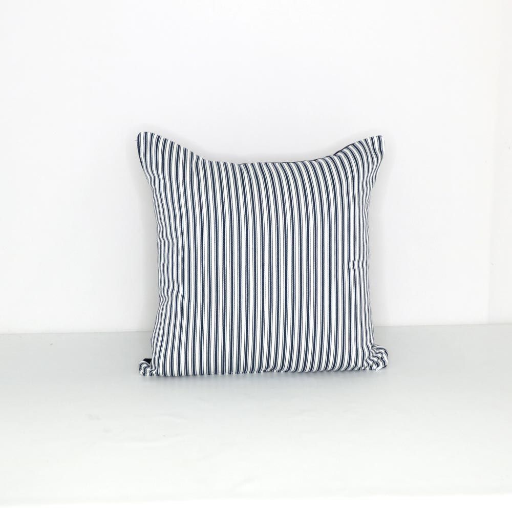 https://www.outdoorfabriccentral.com/media/catalog/product/cache/7a35db9e381731b33138a3e3ed0ea444/p/l/pl-farmhouse-ticking-indigo_18x18_vert.jpg